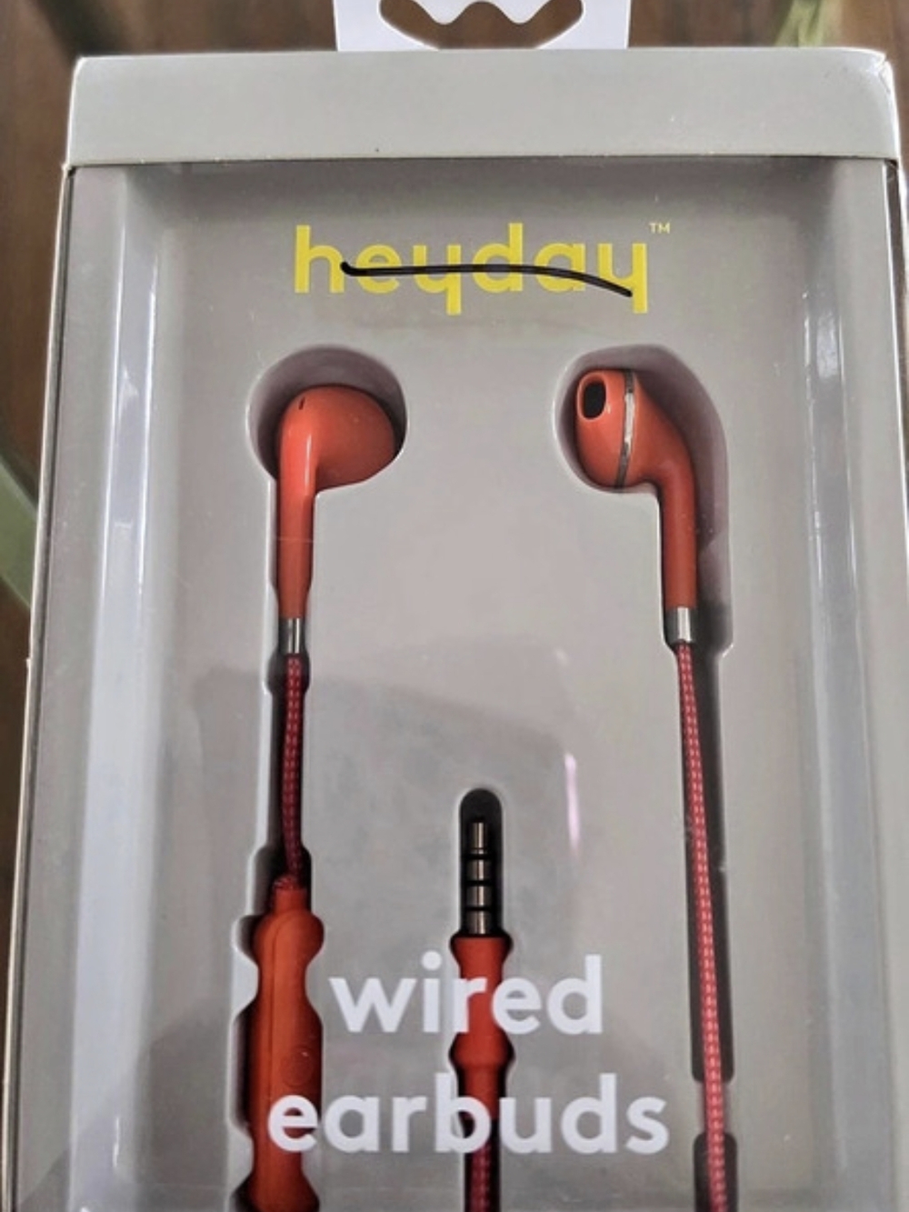 heyday Wired Earbuds Coral NWT